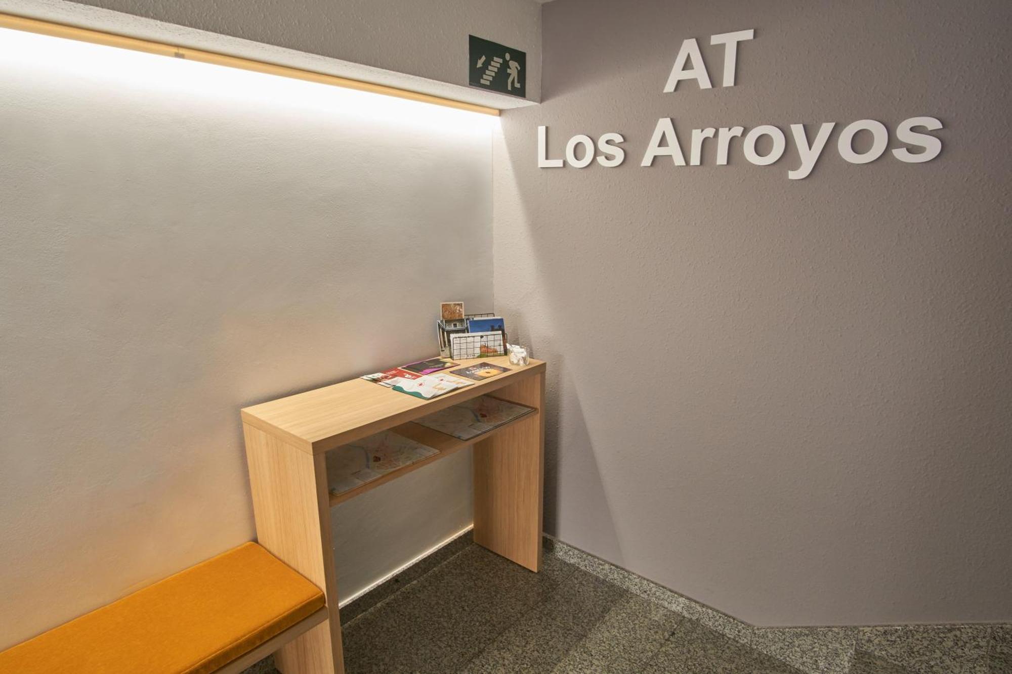 Apartamentos Los Arroyos ポンフェラダ エクステリア 写真